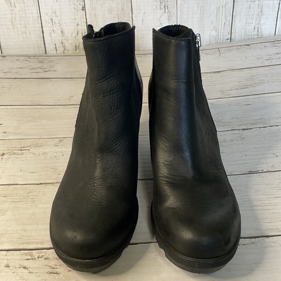 Sorel Black Leather Joan of Artic Wedge Bootie - Picture 3 of 13